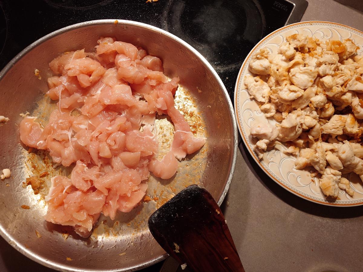 The last batch in the pan, the plate now most of the way full