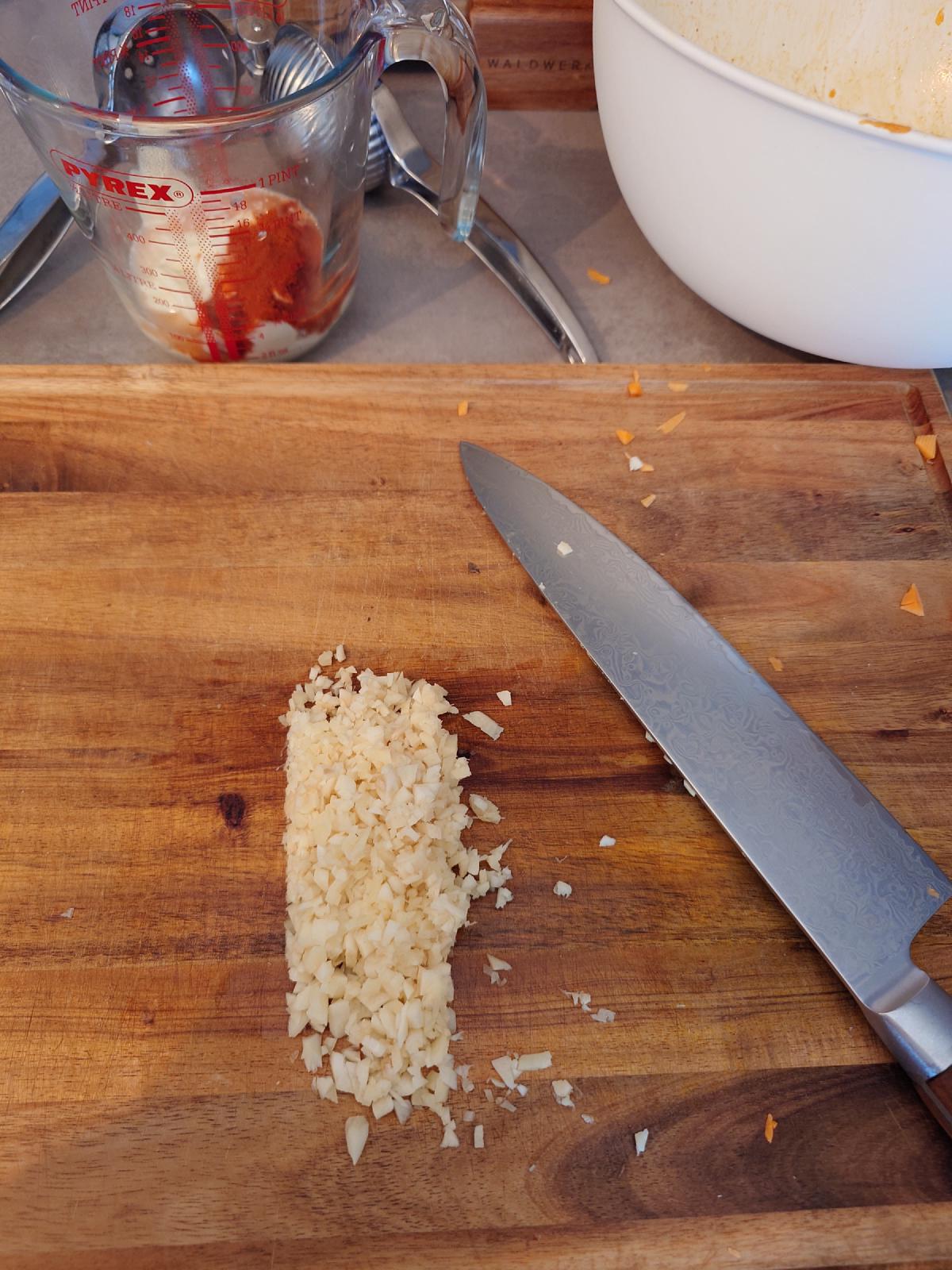 Garlic minced fine
