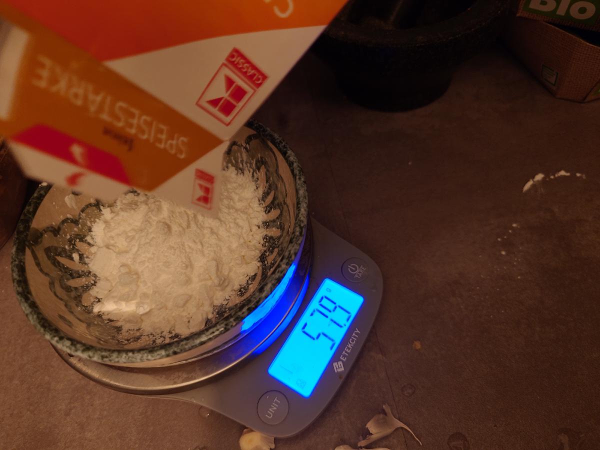 Cornstarch weighed in a granite mortar