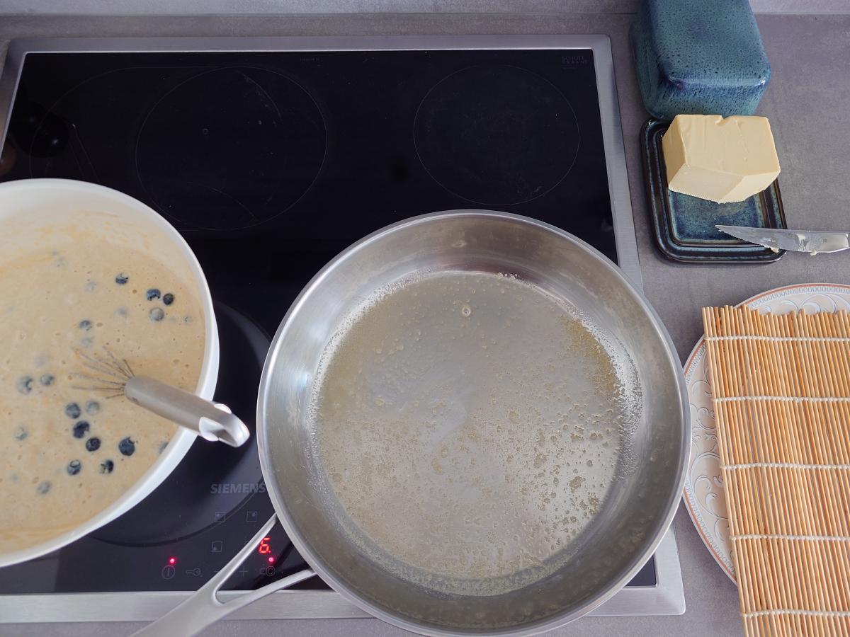 The pan at 6.5 with the butter dark and bubbling