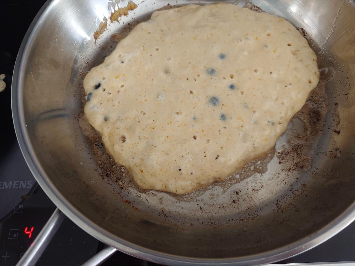 Bubbles working through the second pancake