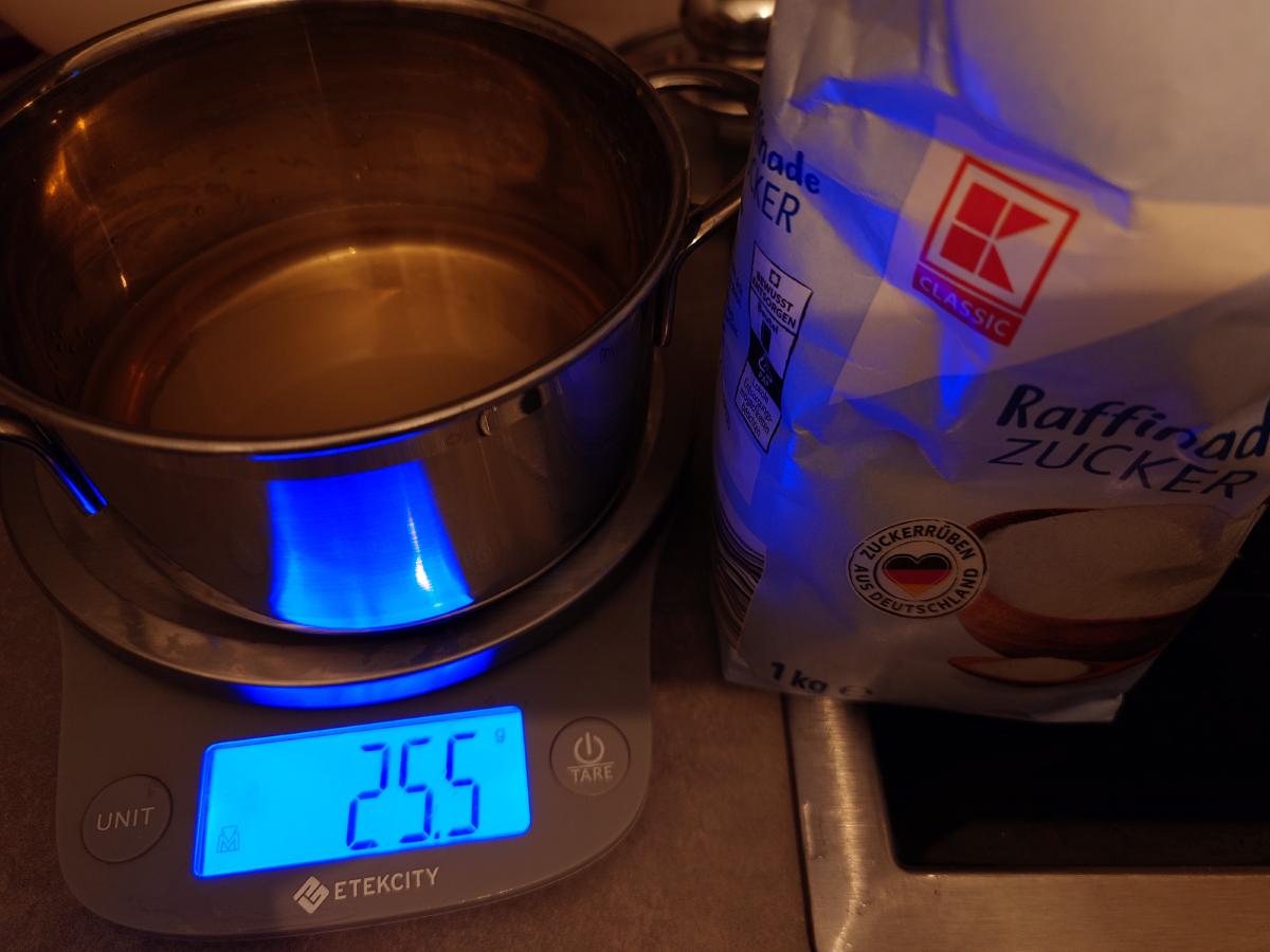Sugar weighed in