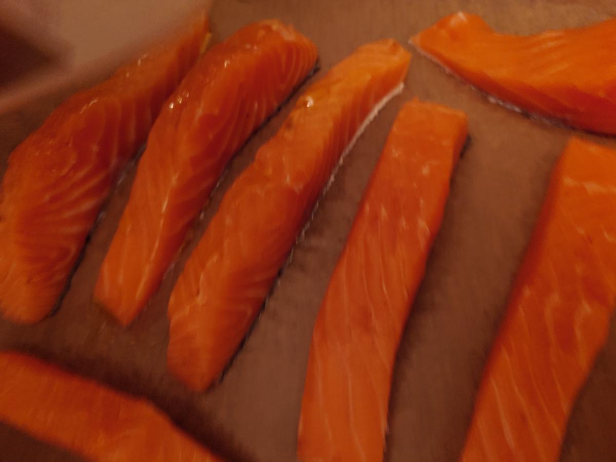 The fillets oiled on parchment