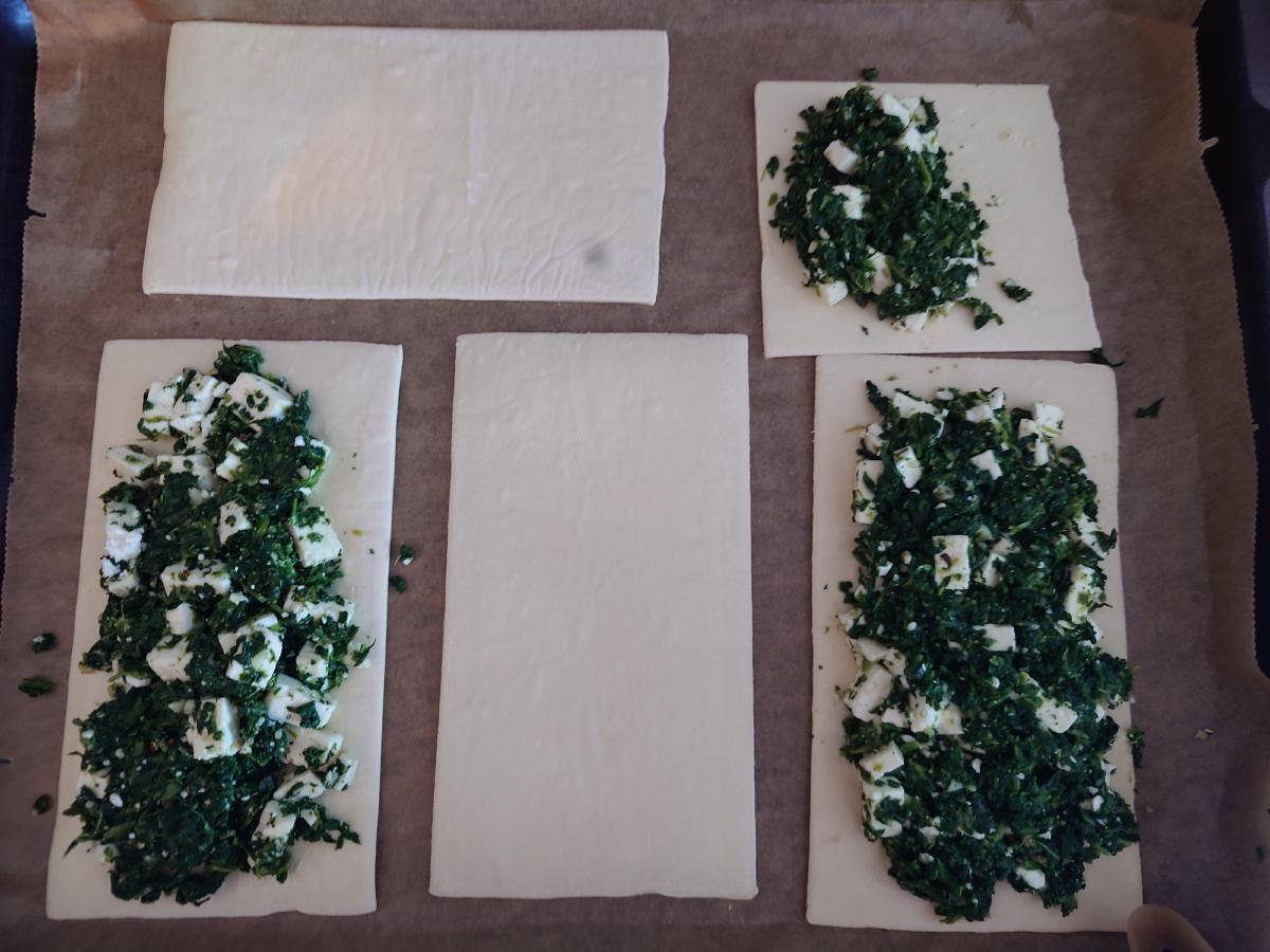 Filling spread over half of each rectangle