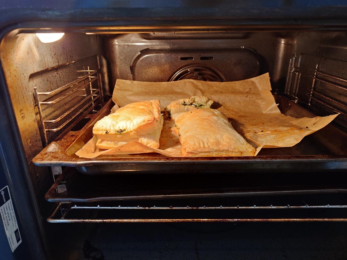 The parcels baking in the oven